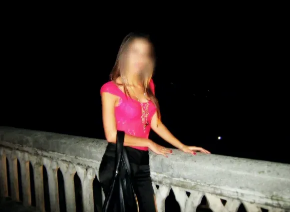 Macarena, 33 años