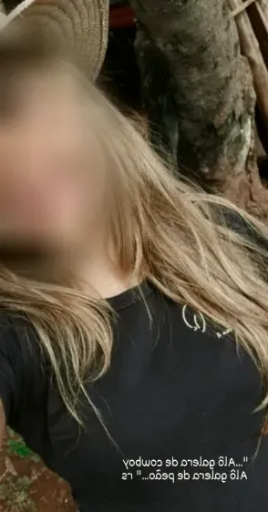Mercedes, 32 años